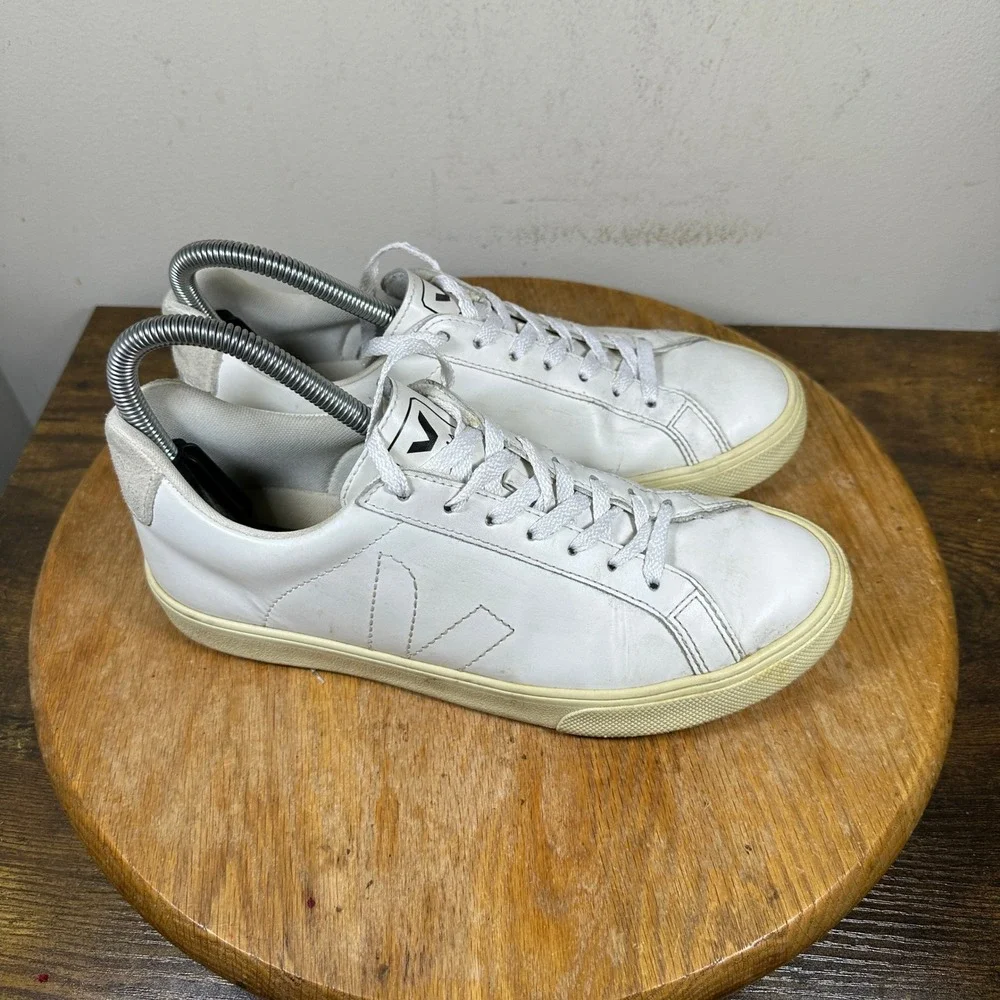 Veja Esplar White Leather Low Top Sneakers Womens Size 7 EU 38 Sustainable Shoes
